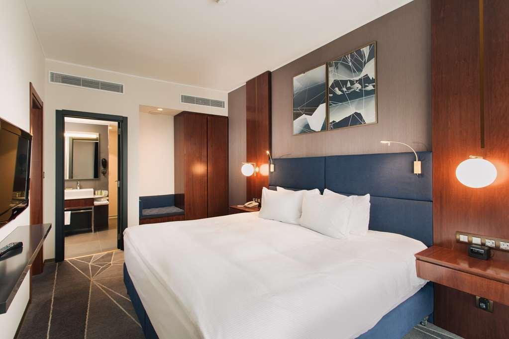 Doubletree By Hilton Hotel Cluj - City Plaza Номер фото